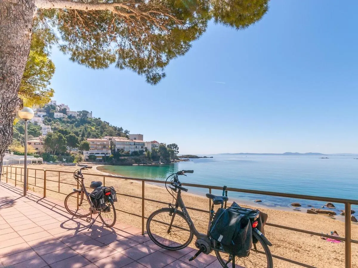 Belvilla By Oyo Pink House La Tallada 0*,  Spanien